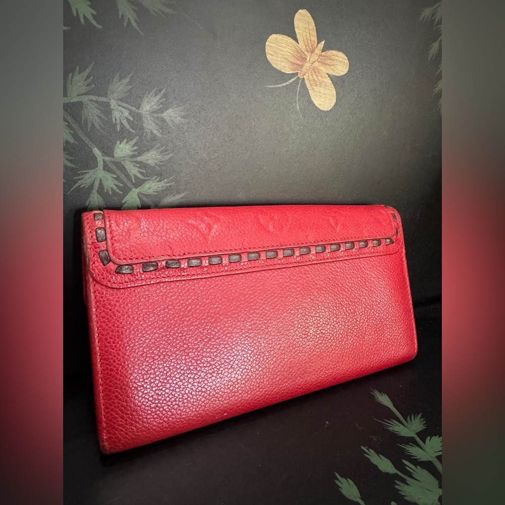 Louis Vuitton Monogram Empreinte Sarah Wallet - Picture 2 of 3